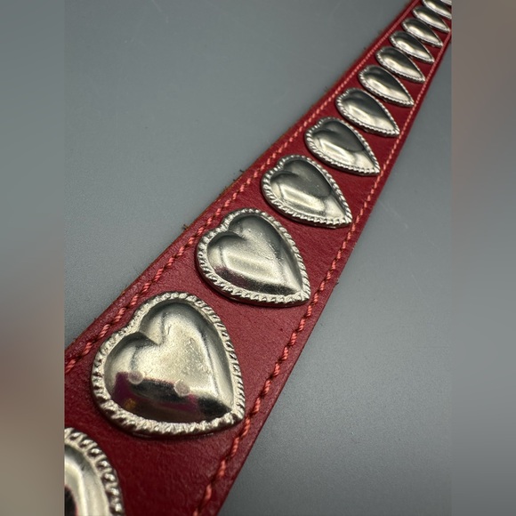 VTG Red Leather Belt with Silver Tone Heart Accents Made in Mexico 29.5”-33.5” - Picture 14 of 15